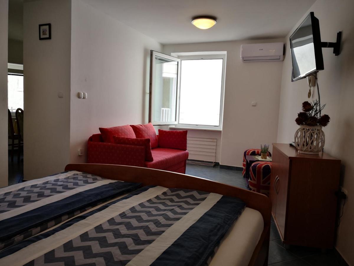 Apartman Galilea 14 *